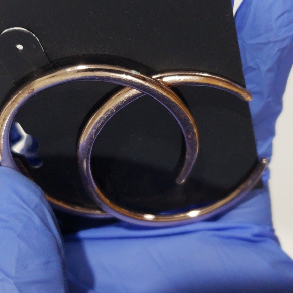 Minimalist Rose Gold tone 1.5" Open Hoop Earrings, Modern & Chic Women's Jewelry - Picture 9 of 9